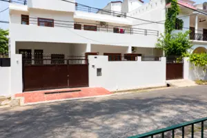 Resale House in Lucknow