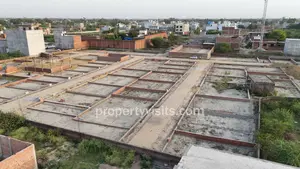 Plot in Lucknow