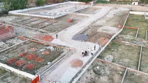 Plot in Lucknow