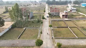 Plot In Lucknow