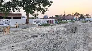 plot in Lucknow