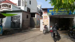 plot in Lucknow